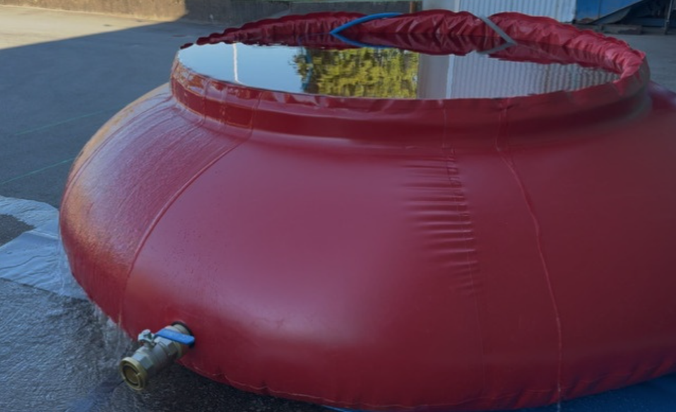 Självresande vattenbassäng 3000 liter